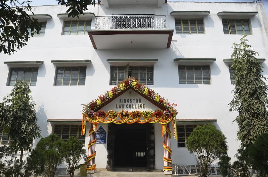 Kingston Educational Institute Kolkata Academic Building photo 3